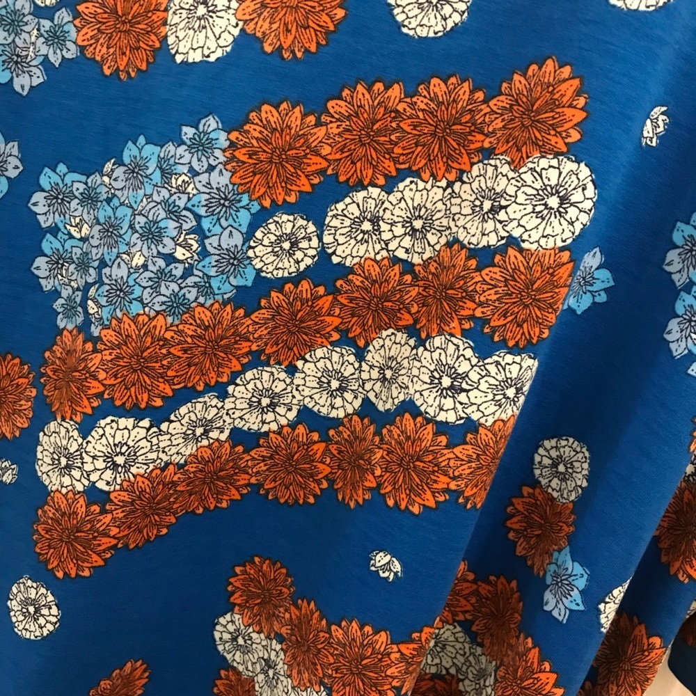 NWT Lularoe Irma Tunic Large American Flag blue white flowers floral - Picture 5 of 8
